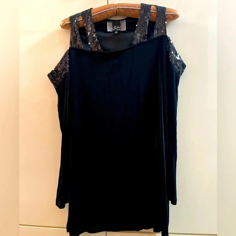 Slinky Brand Women's Black Sequin Top blouse SZ XS S/M open shoulder